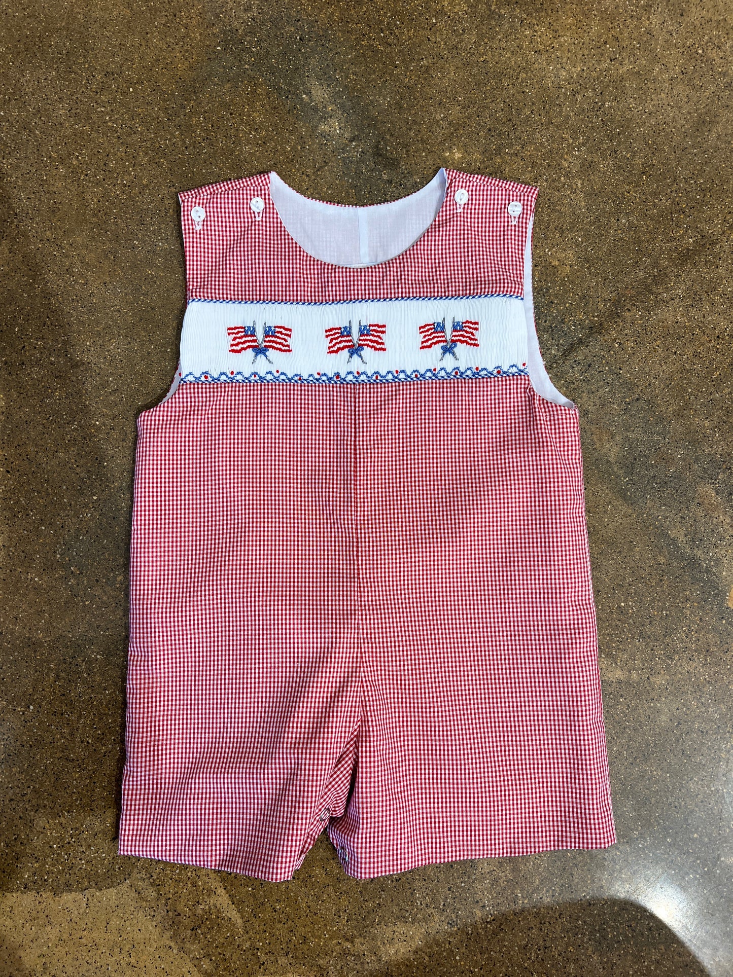 Smocked Flag Shortall