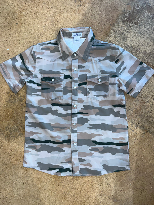 Classic Camo Pearl Snap Short Sleeve